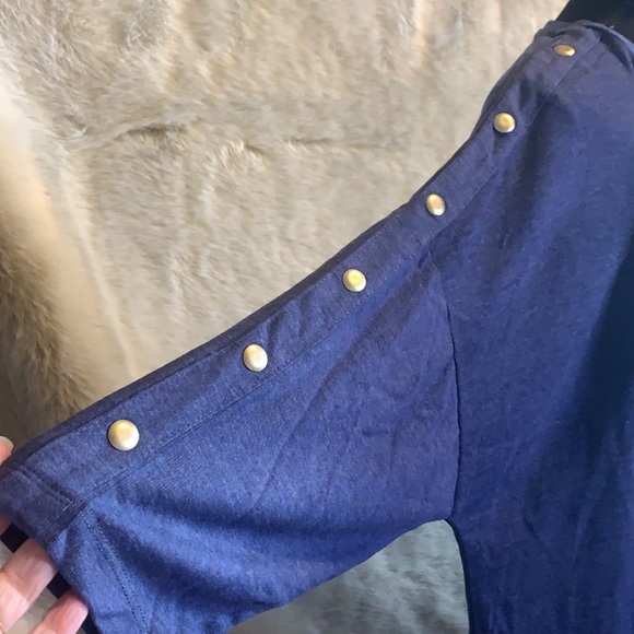 NWT 89th + Madison 2xl blue top - Picture 2 of 10